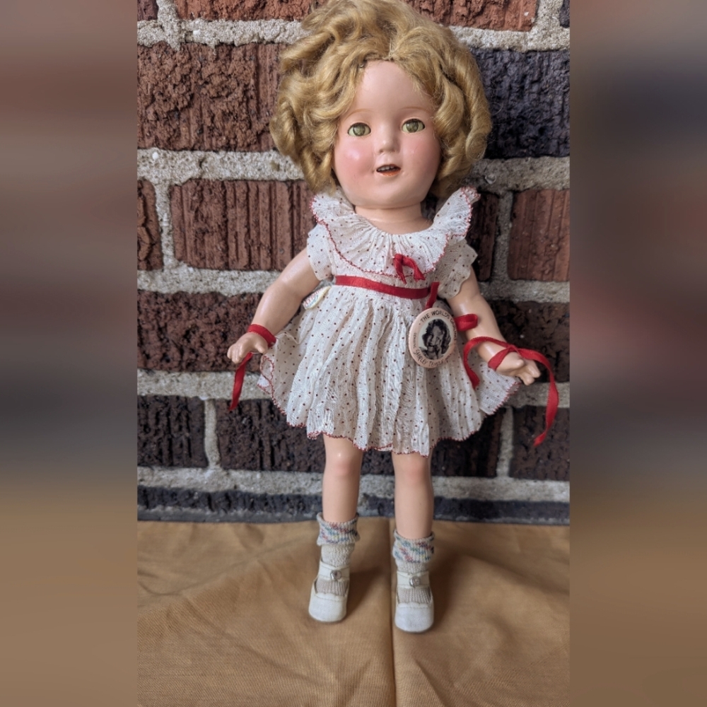 IDEAL Shirley Temple Doll. Cira 1930's-40's